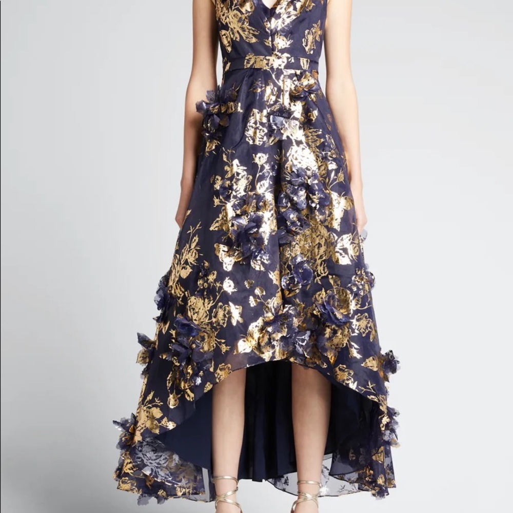 Marchesa Notte Sleeveless Organza Hi-Low Gown